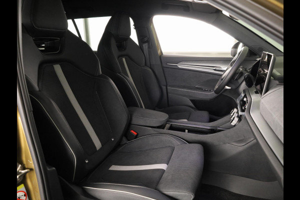 Škoda Kodiaq 1.5 TSI PHEV 204pk Sportline Business | Panoramadak | Trekhaak | Light & View | Adaptief onderstel | Canton Sound |