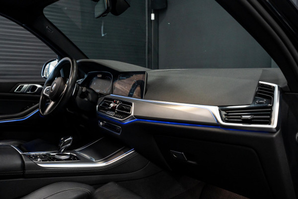 BMW X5 xDrive30d *Grijs kenteken / M-Sport / Panorama / HUD / Surround-view / Memory / Elektr. trekhaak*