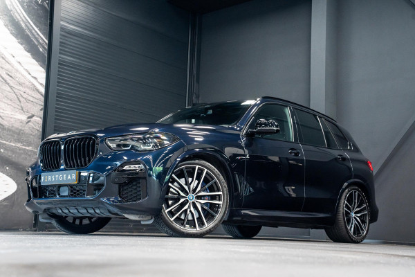 BMW X5 xDrive30d *Grijs kenteken / M-Sport / Panorama / HUD / Surround-view / Memory / Elektr. trekhaak*