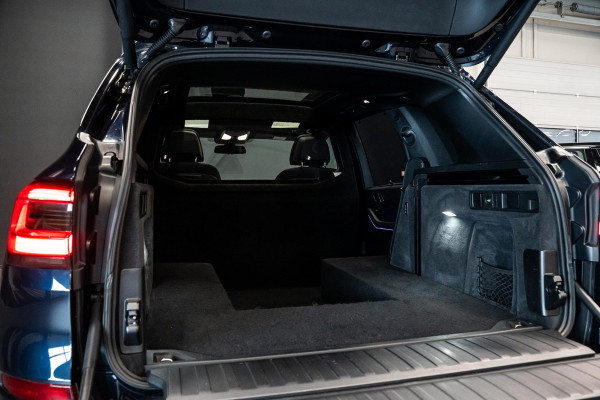 BMW X5 xDrive30d *Grijs kenteken / M-Sport / Panorama / HUD / Surround-view / Memory / Elektr. trekhaak*