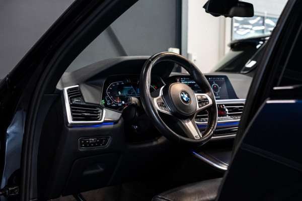 BMW X5 xDrive30d *Grijs kenteken / M-Sport / Panorama / HUD / Surround-view / Memory / Elektr. trekhaak*