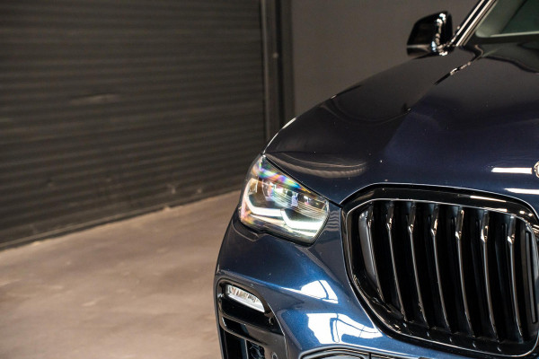 BMW X5 xDrive30d *Grijs kenteken / M-Sport / Panorama / HUD / Surround-view / Memory / Elektr. trekhaak*