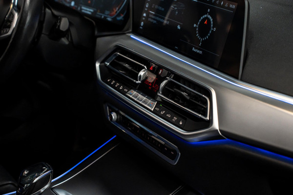 BMW X5 xDrive30d *Grijs kenteken / M-Sport / Panorama / HUD / Surround-view / Memory / Elektr. trekhaak*