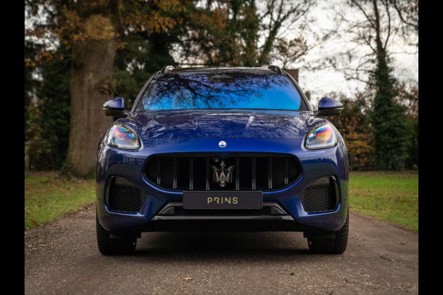 Maserati Grecale Modena 330pk | Pano-dak | Luchtvering | 21 inch | Stoelventilatie