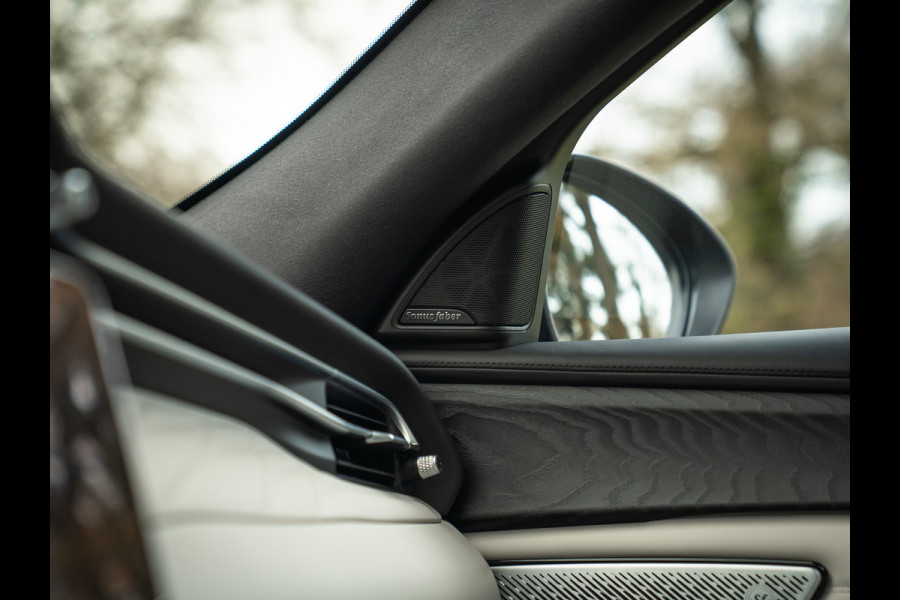 Maserati Grecale Modena 330pk | Pano-dak | Luchtvering | 21 inch | Stoelventilatie