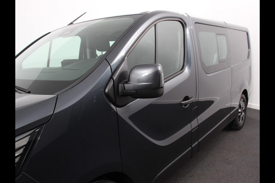 Renault Trafic 2.0 Blue dCi 150PK Automaat L2H1 Dubbele Cabine Navigatie Airco Lichtmetalen velgen Betimmering Trekhaak Camera Parkeersensoren Dab