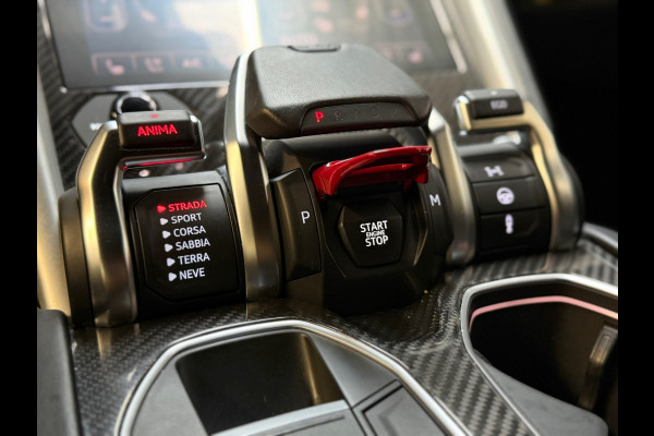 Lamborghini Urus 4.0 V8 |PANO|AKRAPOVIC|B&O|MASSAGE|CERAMIC|HuD|CARBON|SOFTCLOSE|360 CAMERA|GARANTIE 03/2027|23 INCH|650PK|BOMVOL!