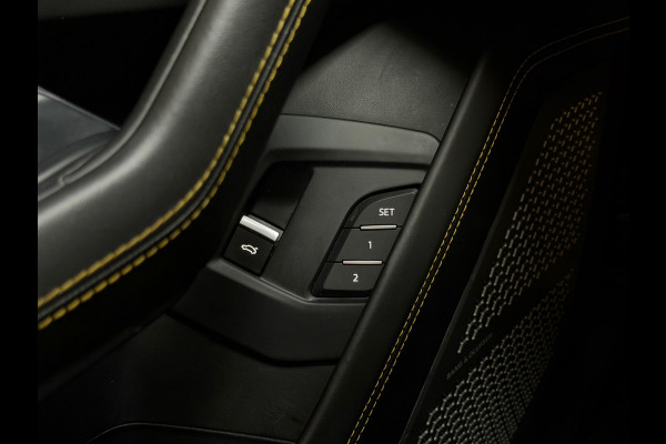 Lamborghini Urus 4.0 V8 |PANO|AKRAPOVIC|B&O|MASSAGE|CERAMIC|HuD|CARBON|SOFTCLOSE|360 CAMERA|GARANTIE 03/2027|23 INCH|650PK|BOMVOL!