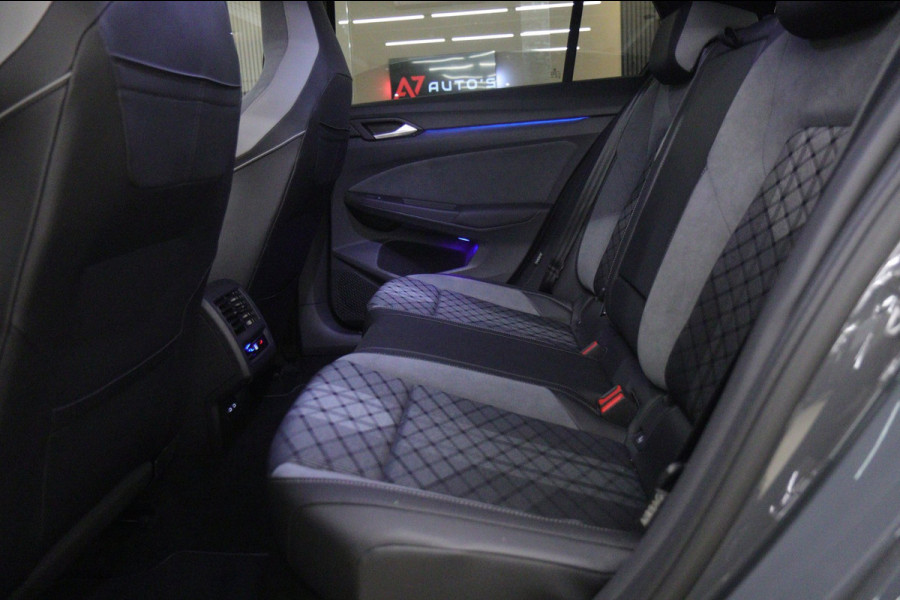 Volkswagen Golf 1.5 eTSI R-Line PANO/CAM/CARPLAY/KEYLES/IQ/ACC/VOL
