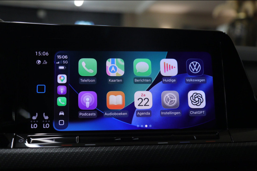 Volkswagen Golf 1.5 eTSI R-Line PANO/CAM/CARPLAY/KEYLES/IQ/ACC/VOL