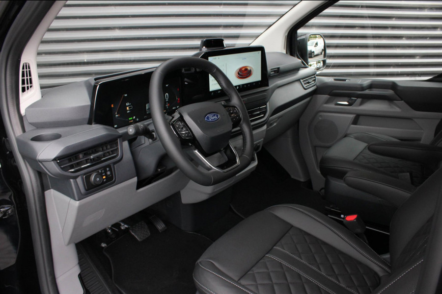 Ford E-Transit Cust. 320 L2H1 Limited 71 kWh DC DUBBEL CABINE / JB- EDITON / CAMERA / 370KM RANGE / APPLE CARPLAY DRIVERS- PACK