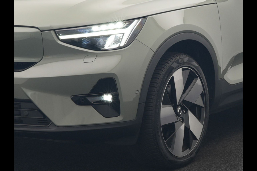 Volvo XC40 Recharge Ultimate 70 kWh 232pk Dealer O.H | Trekhaak Af Fabriek | Panodak | Adaptive Cruise | 360 Camera | Sportstoelen Memory & Verwarmd | Harman / Kardon | Keyless | Blis | Google Assistent | Stuur Verwarmd | Apple Carplay | DAB |