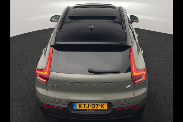 Volvo XC40 Recharge Ultimate 70 kWh 232pk Dealer O.H | Trekhaak Af Fabriek | Panodak | Adaptive Cruise | 360 Camera | Sportstoelen Memory & Verwarmd | Harman / Kardon | Keyless | Blis | Google Assistent | Stuur Verwarmd | Apple Carplay | DAB |