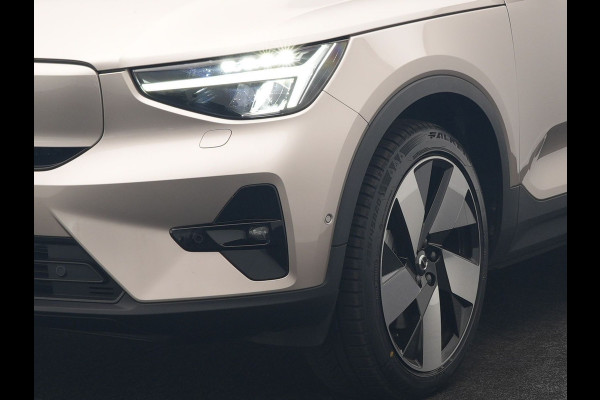 Volvo XC40 Recharge Ultimate 69 kWh 232pk | Trekhaak Af Fabriek | Panodak | Warmtepomp | 360 Camera | BLIS | Harman / Kardon | Adaptive Cruise | Sportstoelen Memory & Verwarmd | Keyless | Apple Carplay | Pilot Assist | DAB | 20"L.M |