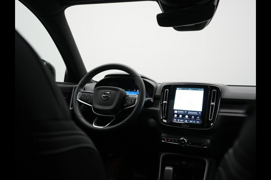 Volvo XC40 Recharge Ultimate 69 kWh 232pk | Trekhaak Af Fabriek | Panodak | Warmtepomp | 360 Camera | BLIS | Harman / Kardon | Adaptive Cruise | Sportstoelen Memory & Verwarmd | Keyless | Apple Carplay | Pilot Assist | DAB | 20"L.M |