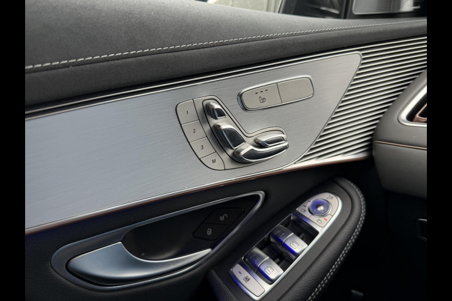 Mercedes-Benz EQC 400 BUSINESS AMG 80 kWh ACCU 97% GARANTIE 7-2031! 4MATIC. SCHUIFDAK PREMIUM PLUS-PAKKET! . GARANTIE TOT 07-2031 . ACCU 97% . PANORAMA-DAK .