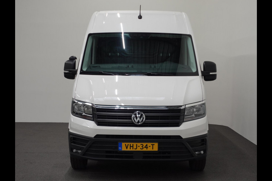 Volkswagen Crafter 177pk Automaat L3H3 / L2H2 Airco Cruise control Navigatie Camera Apple Carplay Sidebars