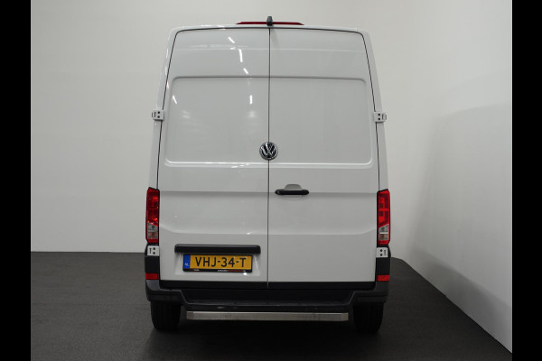 Volkswagen Crafter 177pk Automaat L3H3 / L2H2 Airco Cruise control Navigatie Camera Apple Carplay Sidebars