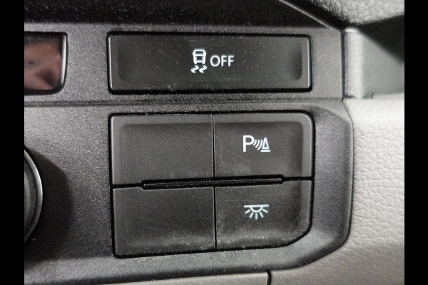 Volkswagen Crafter 177pk Automaat L3H3 / L2H2 Airco Cruise control Navigatie Camera Apple Carplay Sidebars