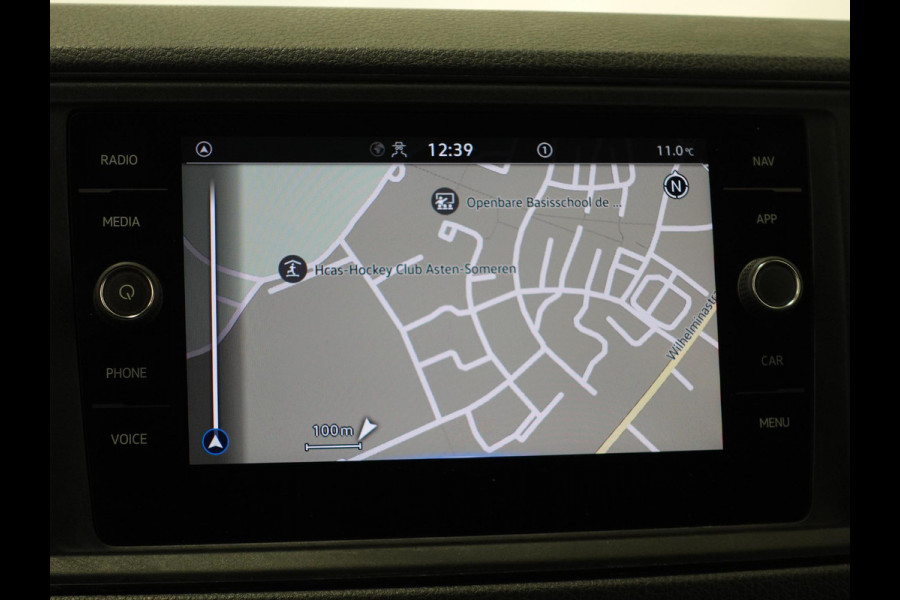 Volkswagen Crafter 177pk Automaat L3H3 / L2H2 Airco Cruise control Navigatie Camera Apple Carplay Sidebars