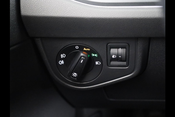 Volkswagen Polo 1.0 TSI R-Line 95 PK | Camera | Navigatie | Parkeersensoren | 17 Inch