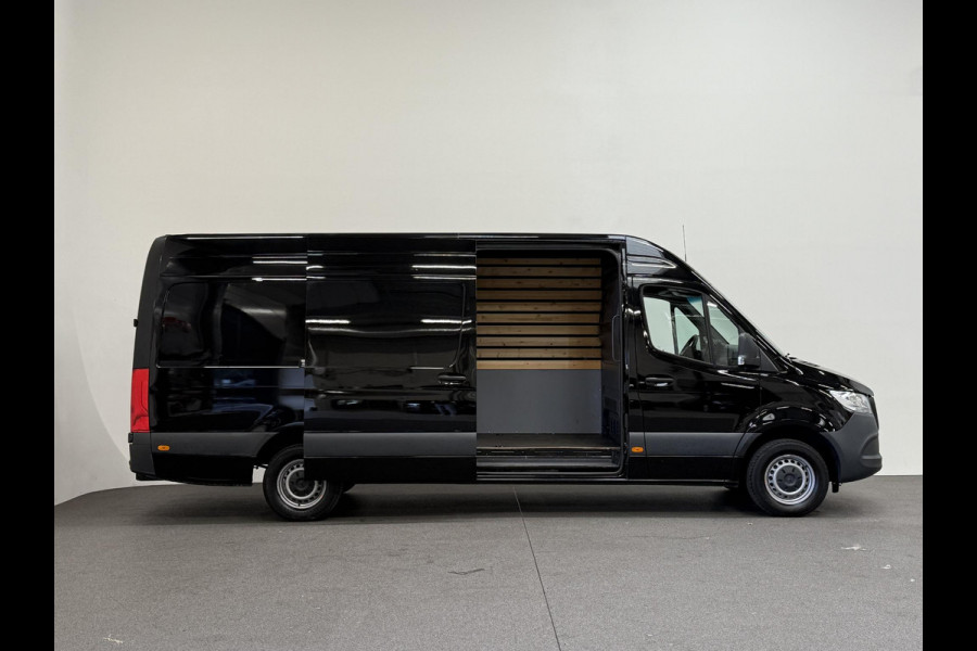 Mercedes-Benz Sprinter 311 1.9 CDI L3H2 RWD Navigatie Apple carplay/android Airco Camera Trekhaak 3-zits