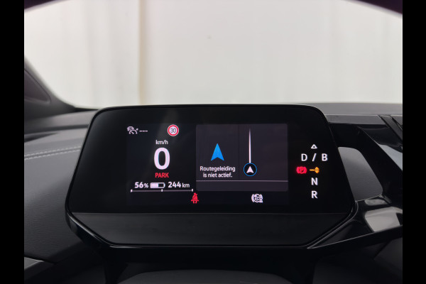 Volkswagen ID.5 Pro Business 77 kWh [3-Fase-11kW] {SoH-93%} (INCL.BTW) *HEAD-UP | LEATHER-FABRIC | FULL-LED | ADAPTIE-CRUISE |  DIGI-COCKPIT | HEATED-COMFORTSEATS | KEYLESS | DAB+ | AMBIENT-LIGHT | NAVI-FULLMAP | CAMERA | TOWBAR | 19''ALU*