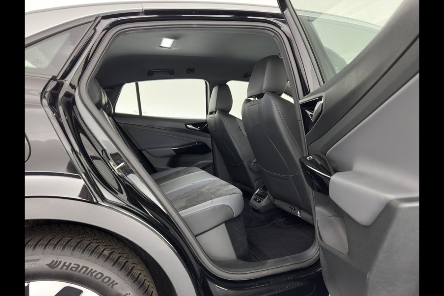 Volkswagen ID.5 Pro Business 77 kWh [3-Fase-11kW] {SoH-93%} (INCL.BTW) *HEAD-UP | LEATHER-FABRIC | FULL-LED | ADAPTIE-CRUISE |  DIGI-COCKPIT | HEATED-COMFORTSEATS | KEYLESS | DAB+ | AMBIENT-LIGHT | NAVI-FULLMAP | CAMERA | TOWBAR | 19''ALU*