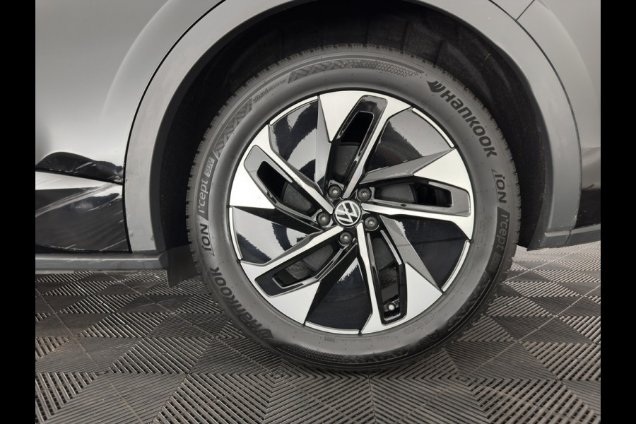 Volkswagen ID.5 Pro Business 77 kWh [3-Fase-11kW] {SoH-93%} (INCL.BTW) *HEAD-UP | LEATHER-FABRIC | FULL-LED | ADAPTIE-CRUISE |  DIGI-COCKPIT | HEATED-COMFORTSEATS | KEYLESS | DAB+ | AMBIENT-LIGHT | NAVI-FULLMAP | CAMERA | TOWBAR | 19''ALU*