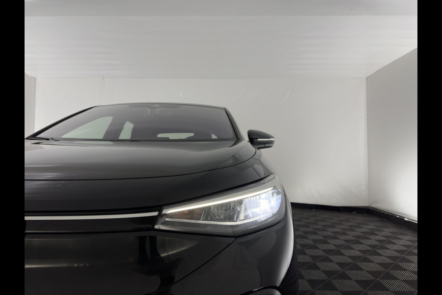 Volkswagen ID.5 Pro Business 77 kWh [3-Fase-11kW] {SoH-93%} (INCL.BTW) *HEAD-UP | LEATHER-FABRIC | FULL-LED | ADAPTIE-CRUISE |  DIGI-COCKPIT | HEATED-COMFORTSEATS | KEYLESS | DAB+ | AMBIENT-LIGHT | NAVI-FULLMAP | CAMERA | TOWBAR | 19''ALU*