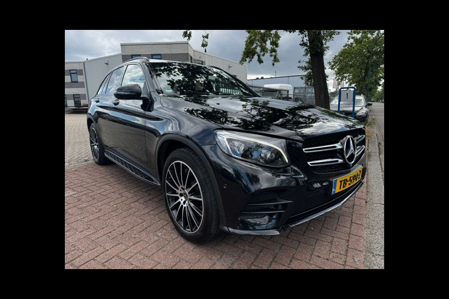 Mercedes-Benz GLC 250 4MATIC Premium Plus AMG Line Automaat Airco/ECC,Leder,Camera,Panoramadak
