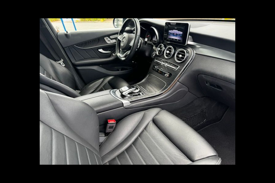 Mercedes-Benz GLC 250 4MATIC Premium Plus AMG Line Automaat Airco/ECC,Leder,Camera,Panoramadak