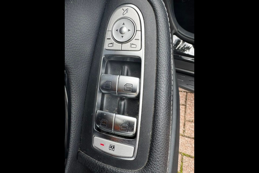 Mercedes-Benz GLC 250 4MATIC Premium Plus AMG Line Automaat Airco/ECC,Leder,Camera,Panoramadak