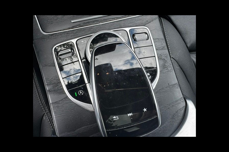 Mercedes-Benz GLC 250 4MATIC Premium Plus AMG Line Automaat Airco/ECC,Leder,Camera,Panoramadak