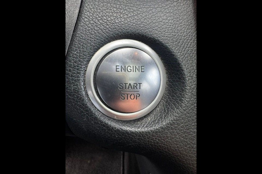 Mercedes-Benz GLC 250 4MATIC Premium Plus AMG Line Automaat Airco/ECC,Leder,Camera,Panoramadak
