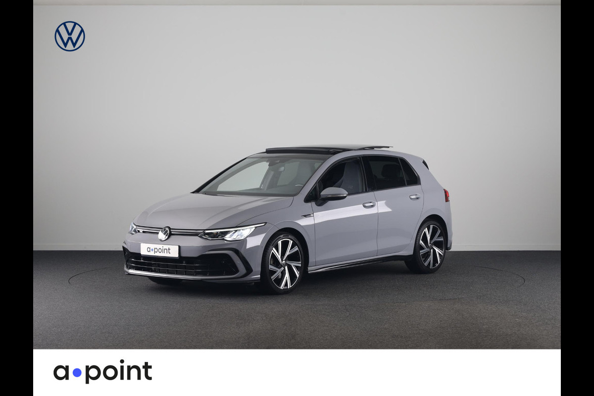 Volkswagen Golf 1.5 TSI R-Line 130 PK | Panoramadak | Camera | 18 Inch | Navigatie