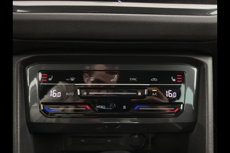 Volkswagen Tiguan 2.0 TDI 4Motion (INCL.BTW) Aut. *LEATHER-FABRIC | FLL-LED | DIGI-COCKPIT | ADAPTIVE-CRUISE | CAMERA | NAVI-FULLMAP | HEATED-SPORTSEATS | BLIND-SPOT | PRIVACY-GLASS | TOWBAR | 19''ALU*