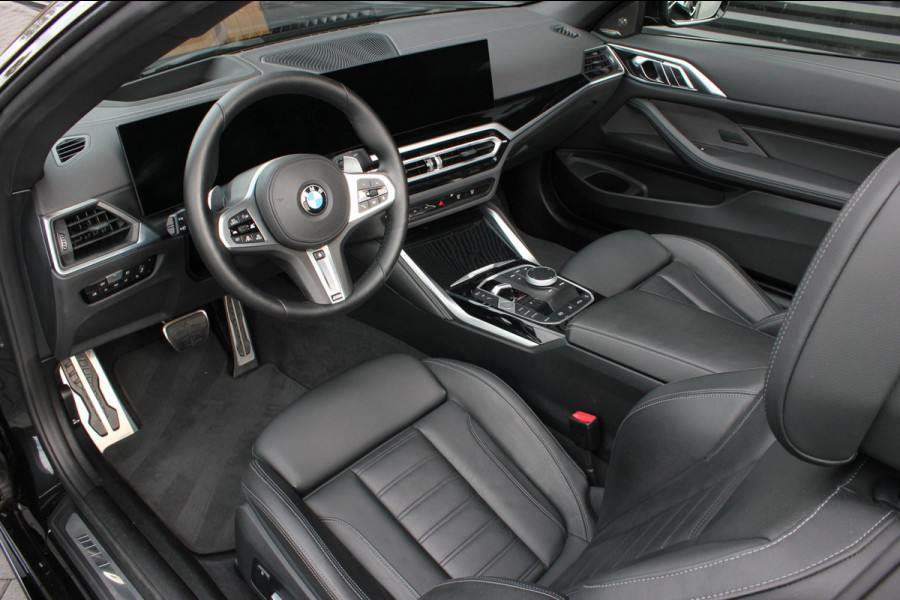 BMW 4 Serie Cabrio M440i xDrive High Executive 374PK / STUURVERWARMING / FULL BLACK / 19'' WHEELS / FULL OPTIONS /M-SPORT/ HEAD-UP