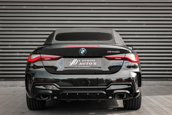 BMW 4 Serie Cabrio M440i xDrive High Executive 374PK / STUURVERWARMING / FULL BLACK / 19'' WHEELS / FULL OPTIONS /M-SPORT/ HEAD-UP