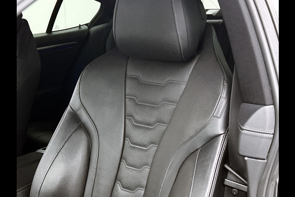BMW 8 Serie Gran Coupé 840i xDrive M-sport AANBIEDNG!(Dealer OnderH, Carplay, 360 Camera, Stoel VerW/ Koeling, Addp, Head-up, Etc)