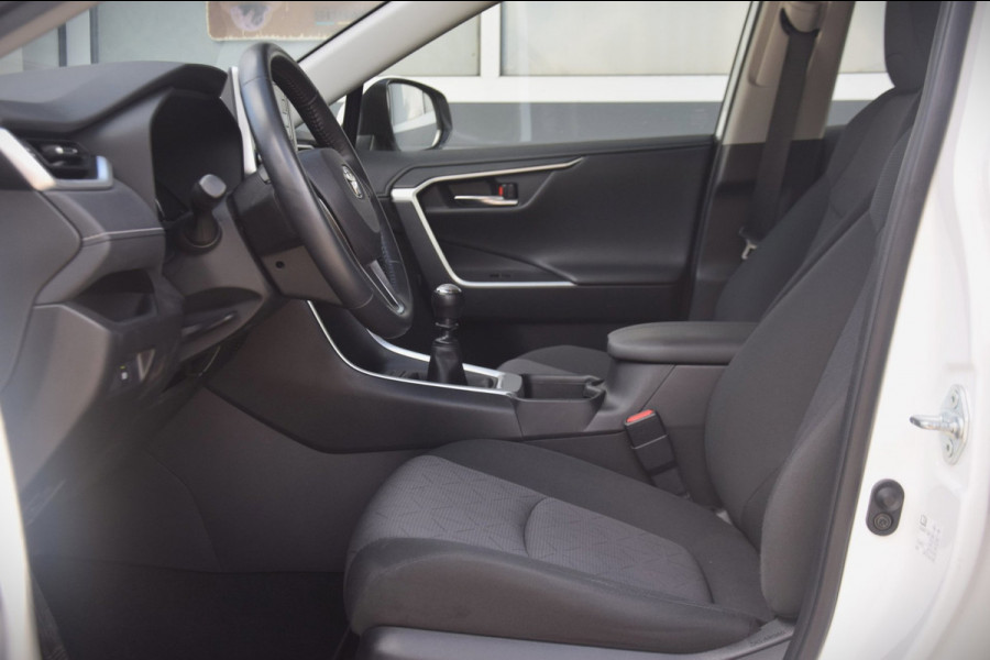 Toyota RAV4 2.0 VVT-iE Business 2000 KG TREKGEWICHT!/APPLE CARPLAY/ADAPTIEVE CRUISE/LED KOPLAMPEN