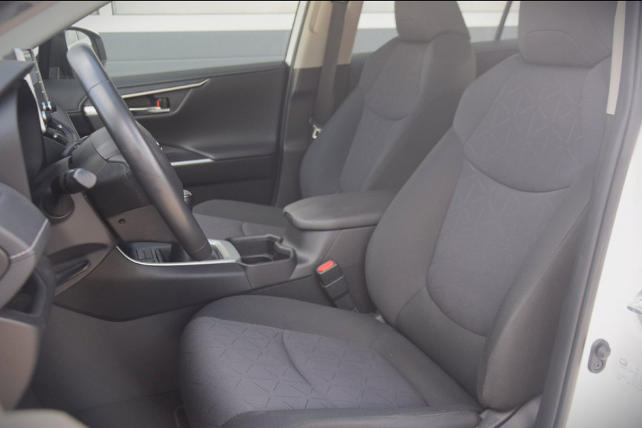 Toyota RAV4 2.0 VVT-iE Business 2000 KG TREKGEWICHT!/APPLE CARPLAY/ADAPTIEVE CRUISE/LED KOPLAMPEN