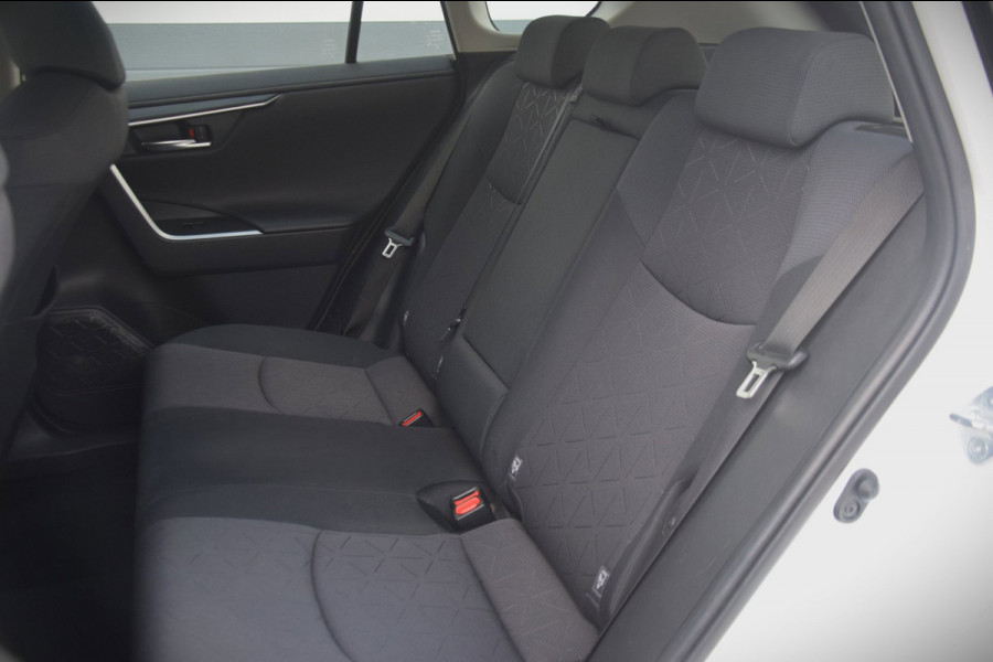 Toyota RAV4 2.0 VVT-iE Business 2000 KG TREKGEWICHT!/APPLE CARPLAY/ADAPTIEVE CRUISE/LED KOPLAMPEN