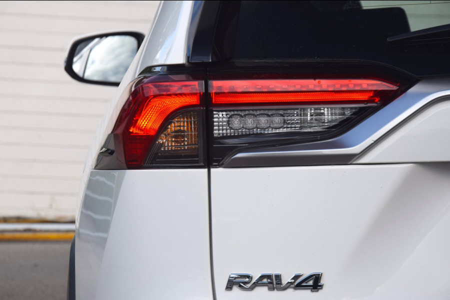 Toyota RAV4 2.0 VVT-iE Business 2000 KG TREKGEWICHT!/APPLE CARPLAY/ADAPTIEVE CRUISE/LED KOPLAMPEN