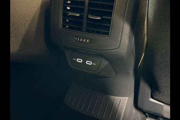 Volkswagen T-Roc 1.5 TSI Life AUTOMAAT|LED|DEALER ONDERHOUDEN|STOELVERWARMING|APK|2023|