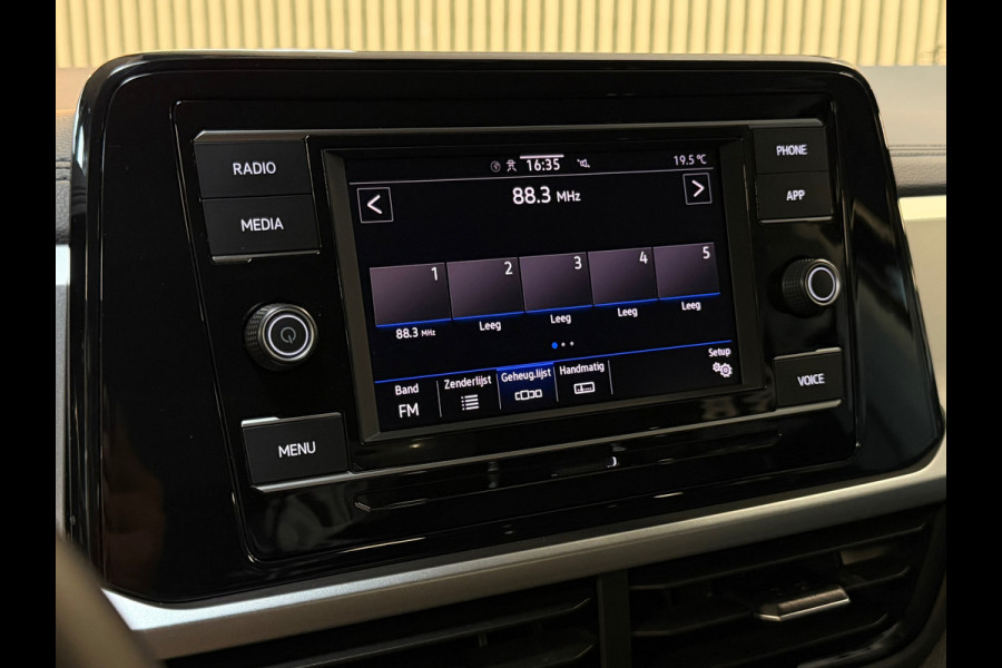 Volkswagen T-Roc 1.5 TSI Life AUTOMAAT|LED|DEALER ONDERHOUDEN|STOELVERWARMING|APK|2023|