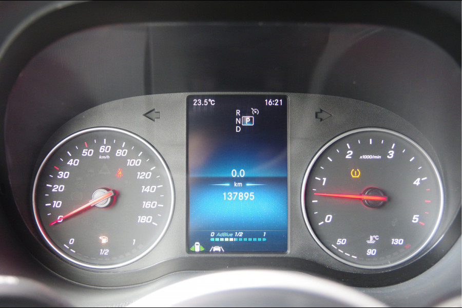 Mercedes-Benz Sprinter 319 3.0 CDI V6 L2H2 AUT. LED, 2X SCHUIFDEUR, 3.5T TREKHAAK, 360 CAMERA, MBUX 10'', LEDER, CRUISE, CLIMA, PARKEERSENSOREN, 18'' L