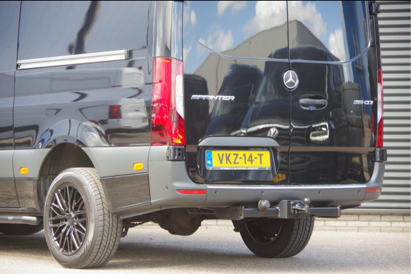 Mercedes-Benz Sprinter 319 3.0 CDI V6 L2H2 AUT. LED, 2X SCHUIFDEUR, 3.5T TREKHAAK, 360 CAMERA, MBUX 10'', LEDER, CRUISE, CLIMA, PARKEERSENSOREN, 18'' L