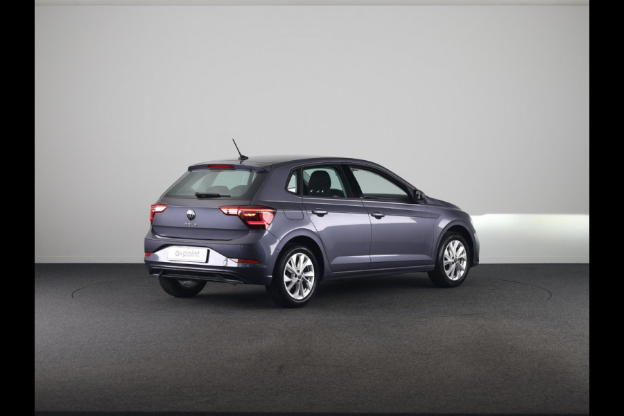 Volkswagen Polo 1.0 TSI Style 95 pk | Navigatie via App | Parkeersensoren (Park assist)| Autom. airco | Matrix LED koplampen | Keyless |