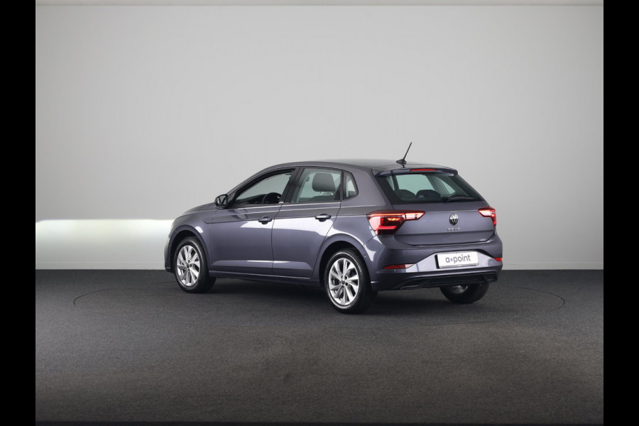 Volkswagen Polo 1.0 TSI Style 95 pk | Navigatie via App | Parkeersensoren (Park assist)| Autom. airco | Matrix LED koplampen | Keyless |